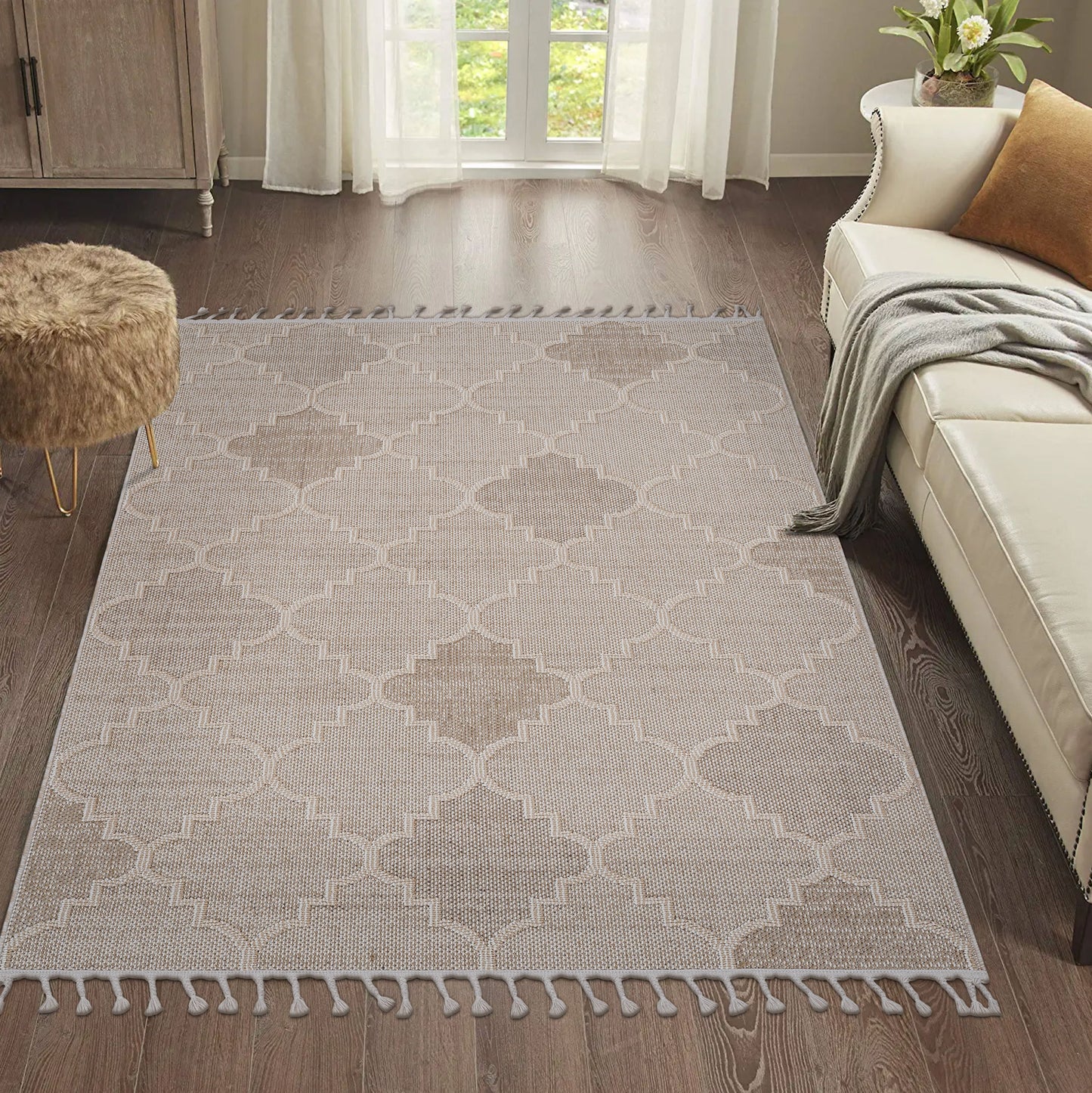 Guros - 5' x 7' Trellis Indoor / Outdoor Area Rug - Cream